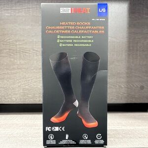 32 Degrees Rechargeable Battery Powered Heated Socks - Multiple Sizes!